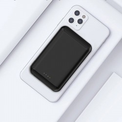 Power Banks  - Denver Magnetic Wireless Power Bank - 15 Watt