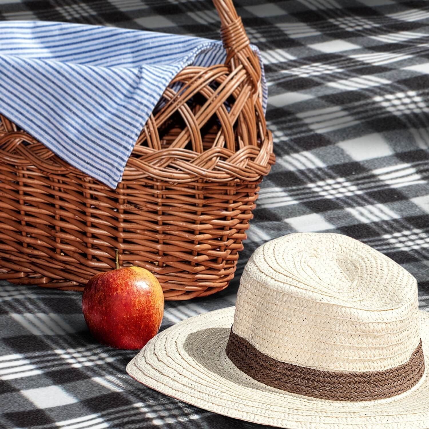 BBQ, Picnic & Outdoor Products